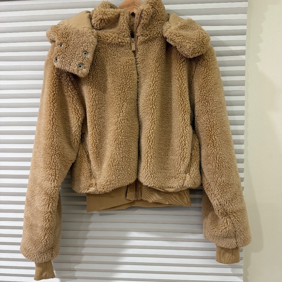 Alo Yoga Sherpa Foxy Hooded Jacket Small - Picture 5 of 8